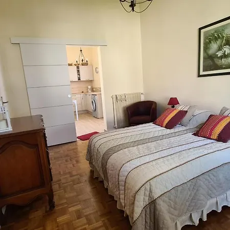 Сasa de vacaciones Les Cedres